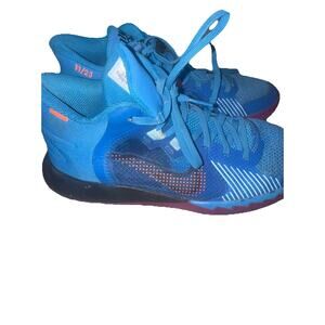 BLUE 11/23 Nike Sneakers size 6Y Kyrie Irving (SRB)